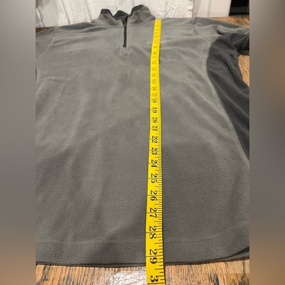 COLUMBIA Gray Classic fleece size M - Picture 8 of 9